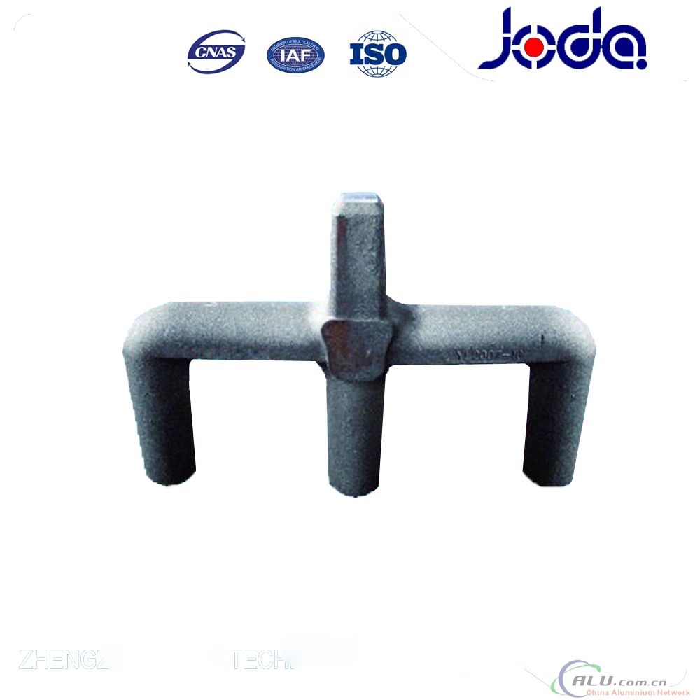 Anode cast yoke for electrolytic aluminum equipment