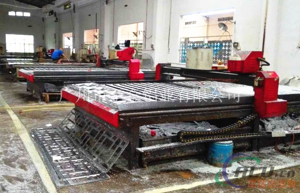 广州镂空雕花包柱铝单板生产厂家