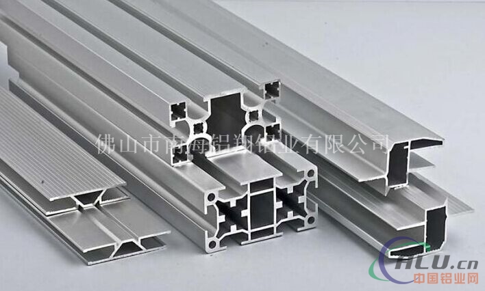 专业生产各行业铝合金型材