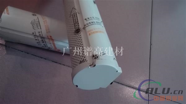 50mm直径白色铝圆管天花吊顶 