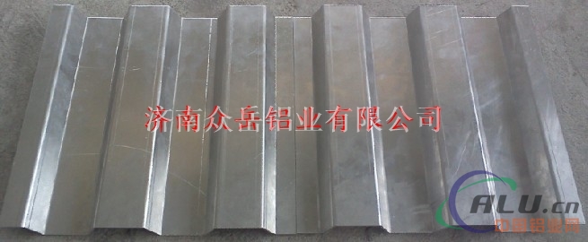 供应铝瓦板、铝波隔热瓦