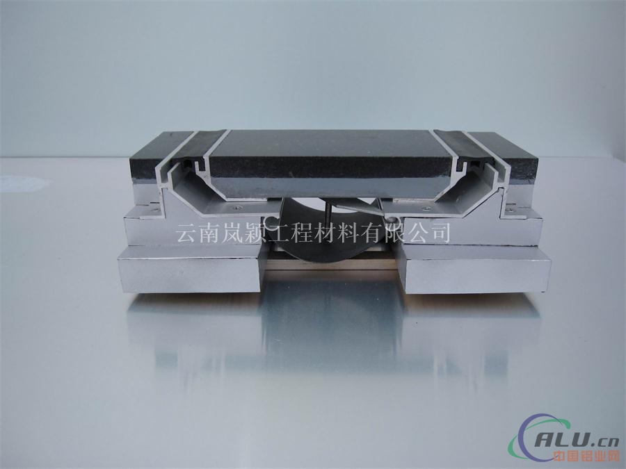 地面铝合金承重型LYDKC变形缝销售安装