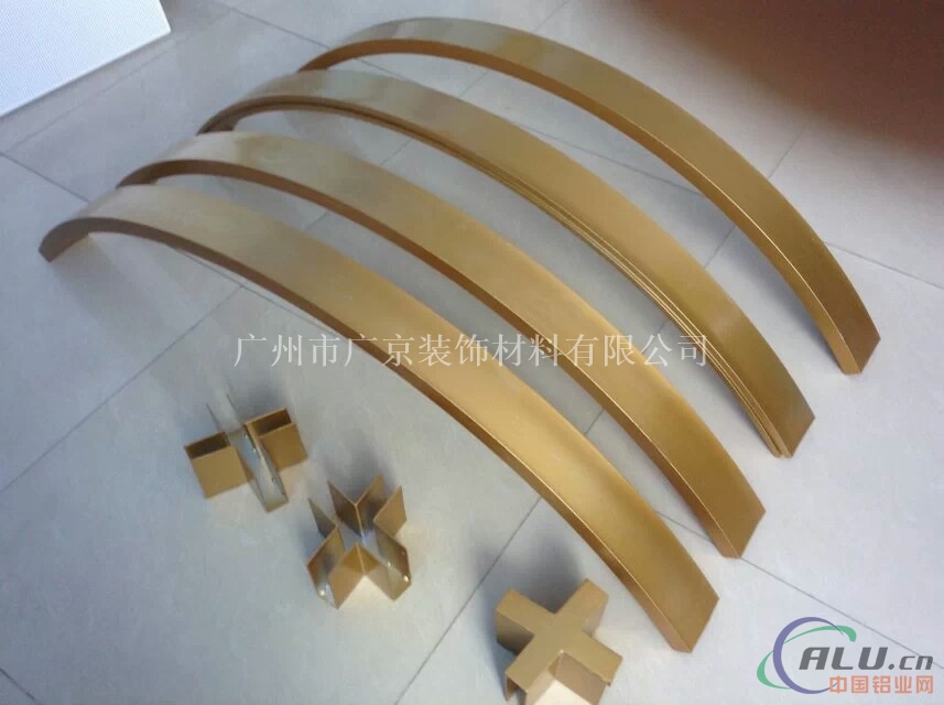 供应 弧形铝方通造型方通