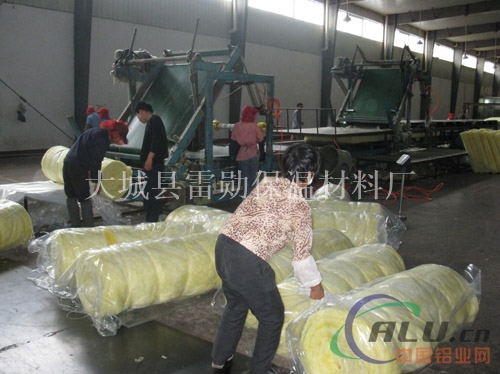 钢构防火9公分铝箔玻璃棉卷毡