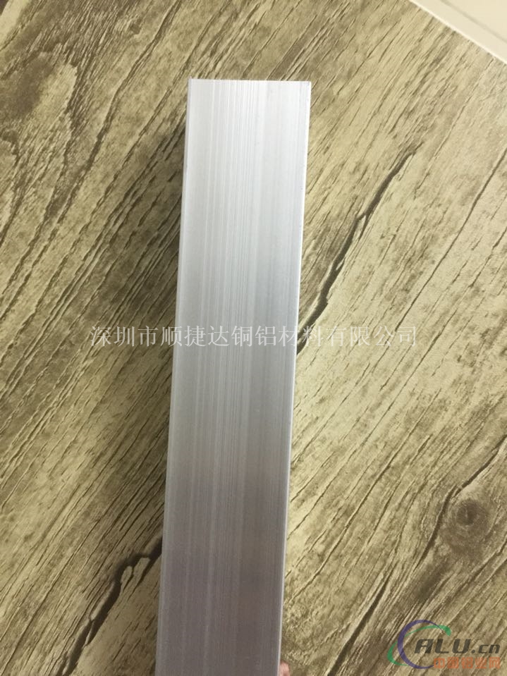 6063氧化铝方管 本色铝合金管材