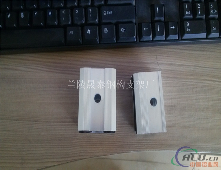 薄膜电池板专项使用夹持组件压块