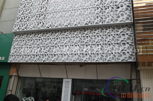 穿孔镂空造型铝单板，空调罩定做厂家