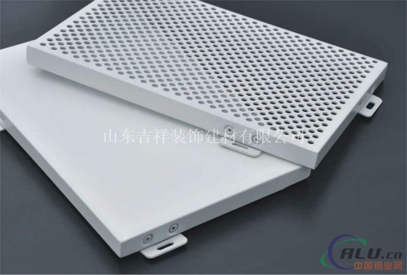铝拉网生产厂家，材料铝单板价格，弧形铝单板