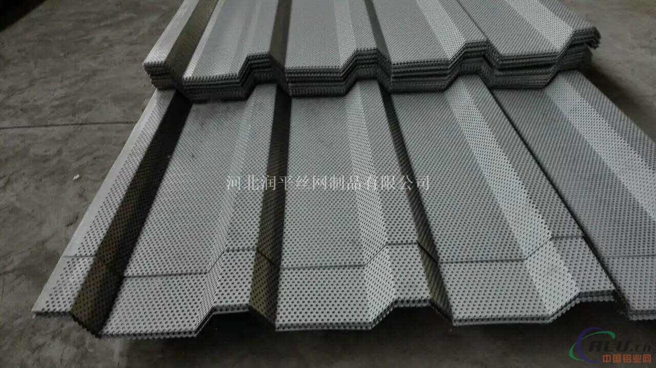 镀铝锌彩钢穿孔压型钢底板主要用途