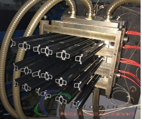 Polyamide strip mould
