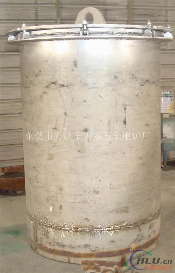 广东井式气体氮化炉