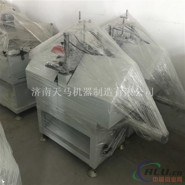 塑钢门窗中庭锯细节图