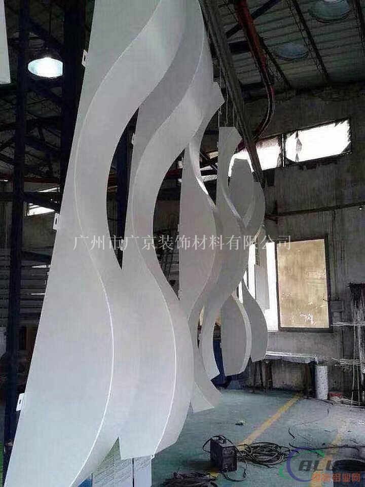 弧形铝方通异形铝方通业厂家生产