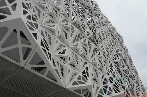 外墙雕刻异形三角造型铝单板