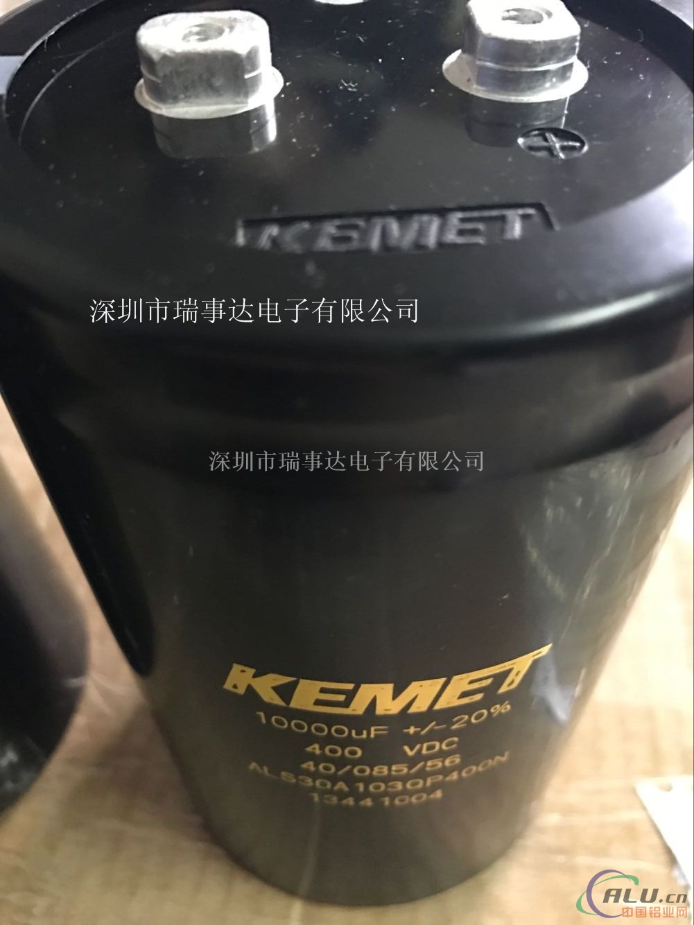 正确产品KEMETALS30A472QP450铝电容器