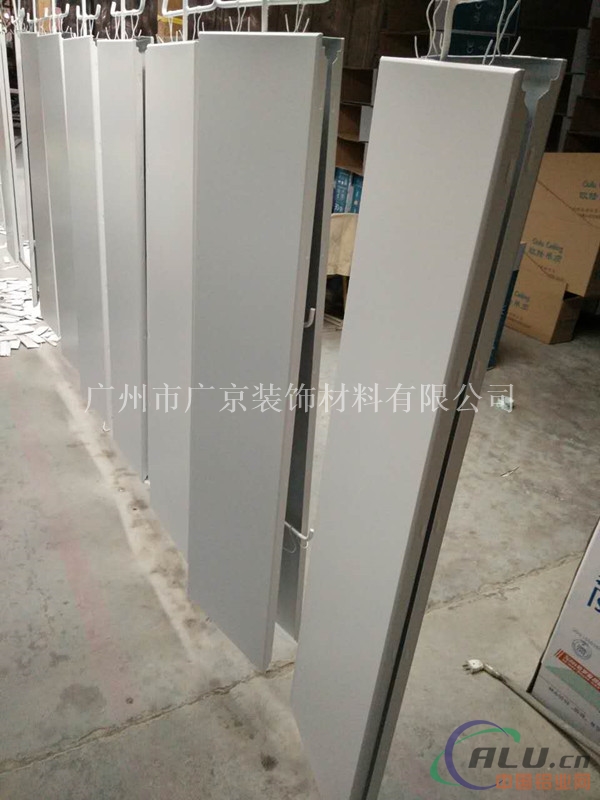 铝扣板制造厂家室内装修铝扣板使用什么规格