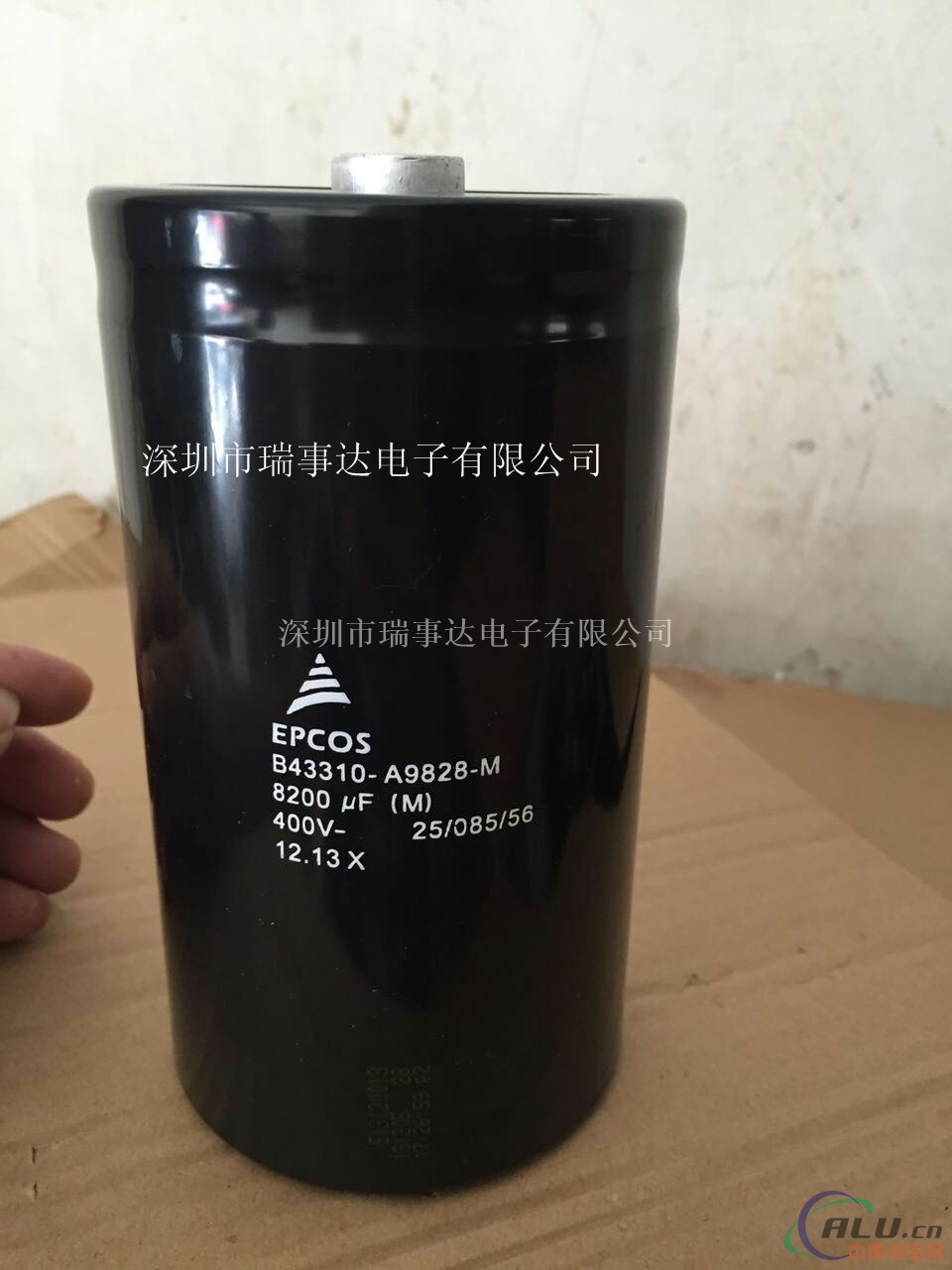 EPCOS B43310-A5828-M铝电容器8200uF450V