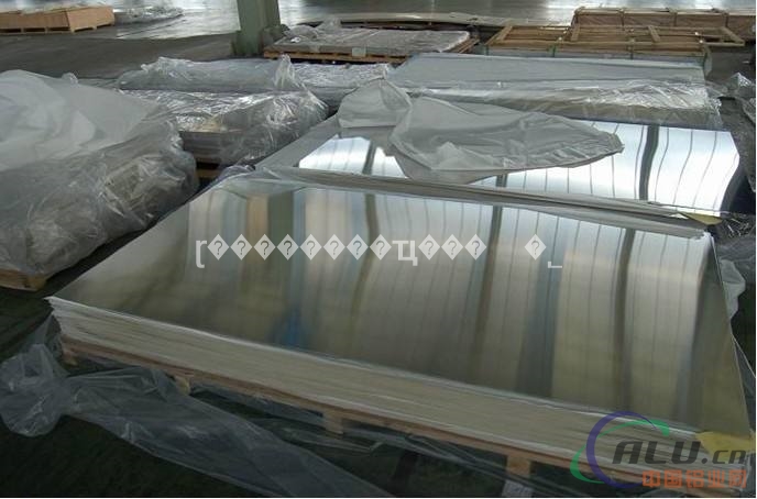 5052贴膜合金铝板与压型铝板价格对比