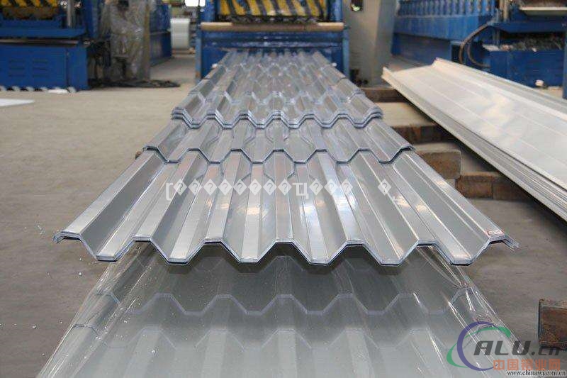 五条筋花纹铝板与材料铝板哪个材质较硬