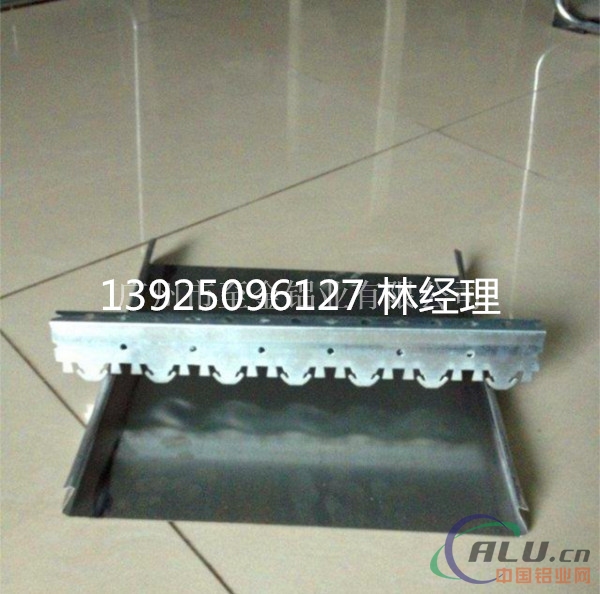 北京加油站吊顶装饰材料铝条扣厂家成批出售