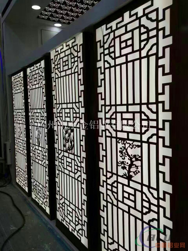 广州雕刻铝窗花生产工艺