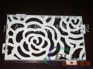 铝窗花厂家-雕花铝窗花多少钱一平方？  