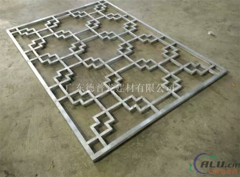铝合金窗花-木纹铝合金窗花