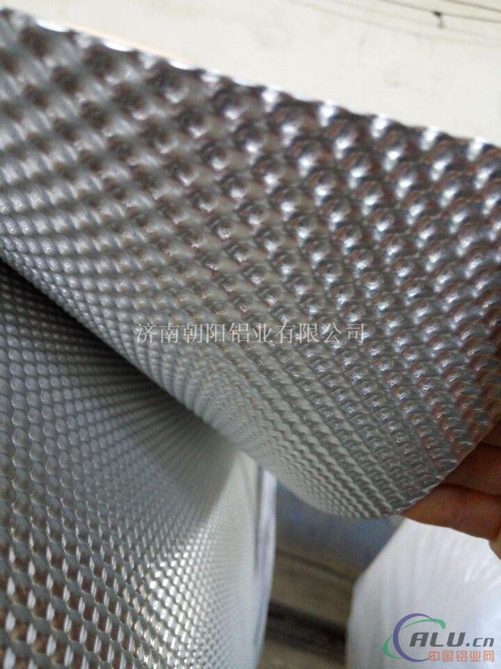 汽车隔热保护铝板厂家 半圆球铝板生产厂