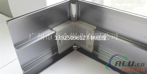 上海铝合金踢脚线生产厂家 价格优惠