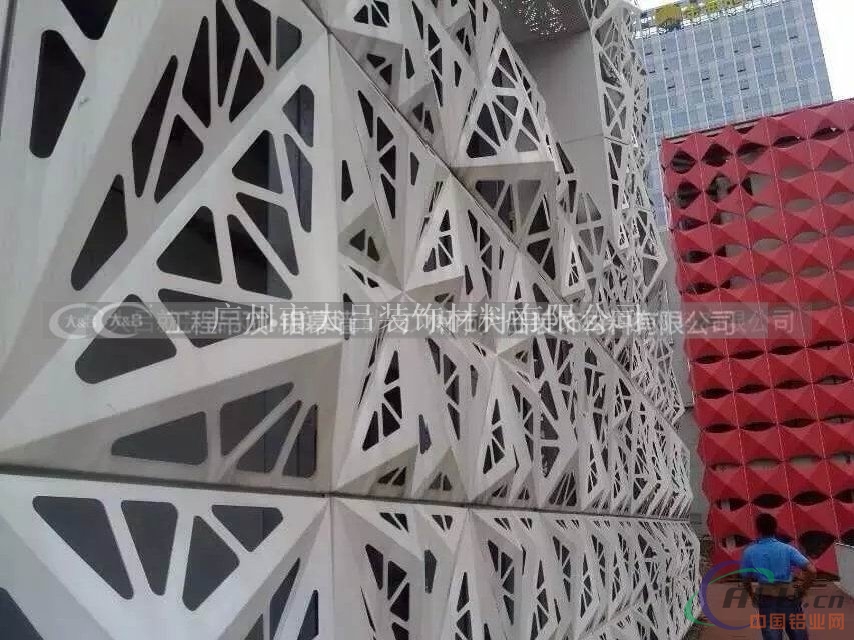 外墙雕花铝单板艺术镂空雕花铝单板幕墙