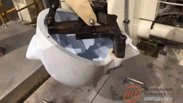 Fiber Reinforced Composite Ceramic Ladle