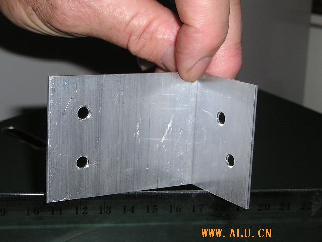 Angle aluminum 