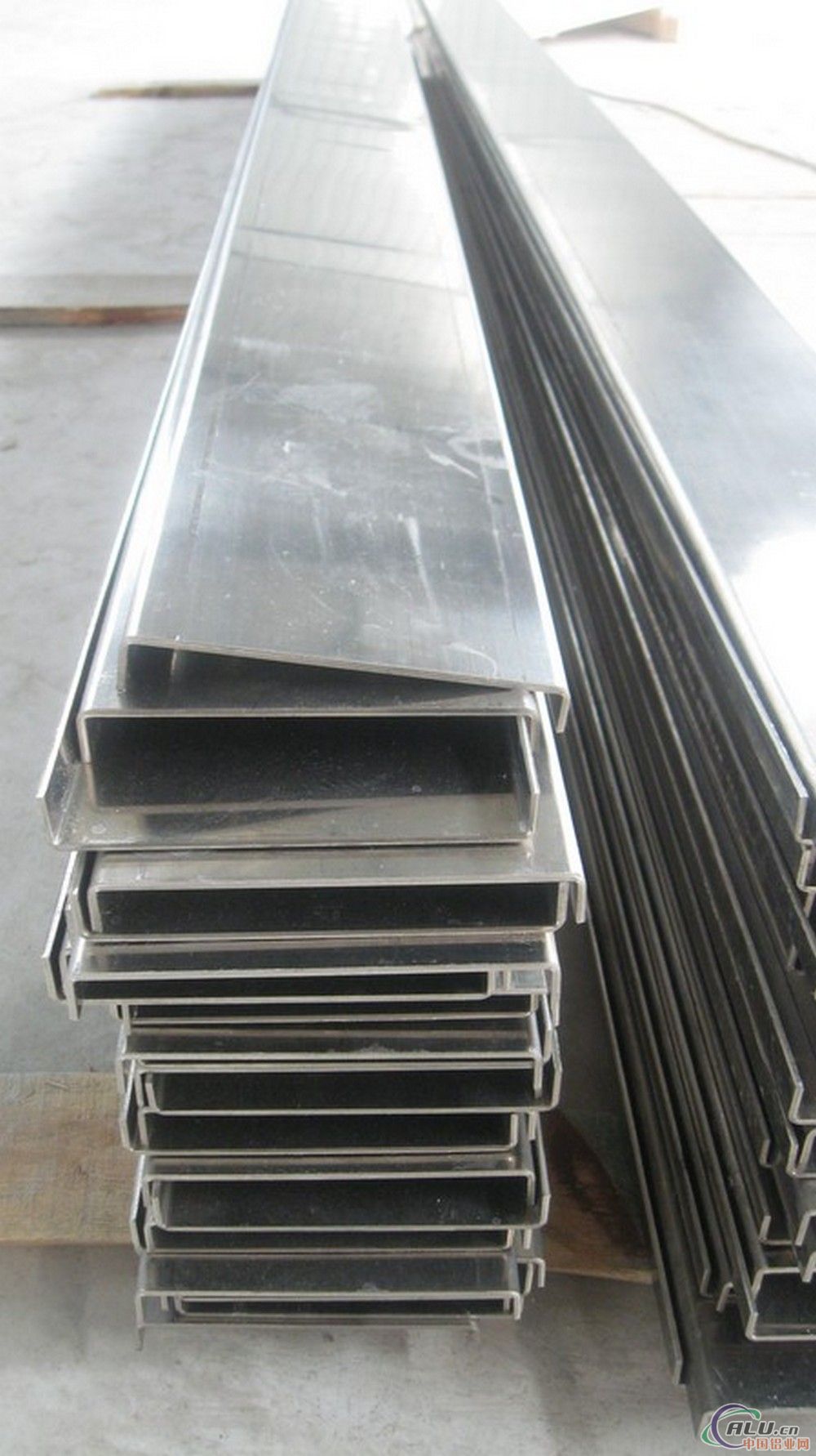 供应铝型材用镍板