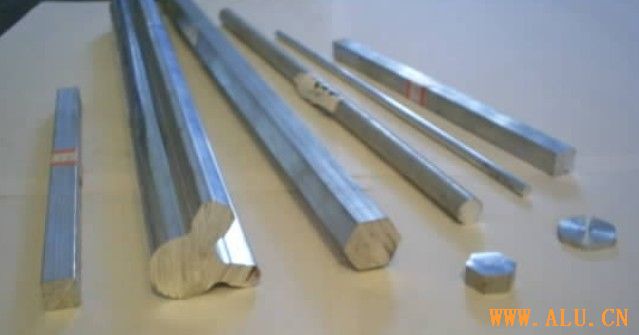 精拉铝棒及工业用高度度大铝棒（圆棒，方棒，异形棒）