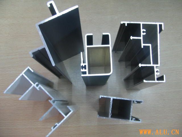 Aluminium extrusion profiles of Window & doors