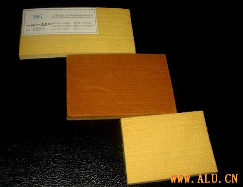 Felt pads for aluminium step cooling bed