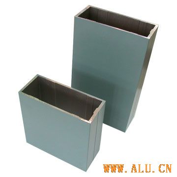 Powder coated aluminium profile