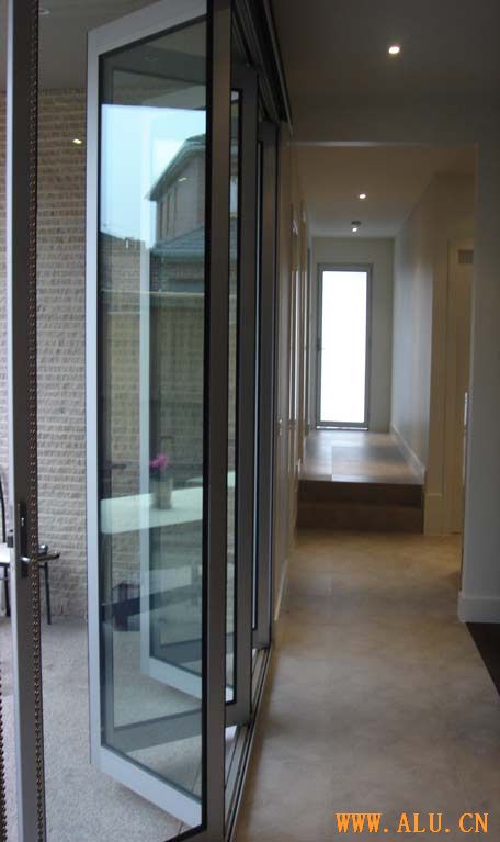 aluminum folding door