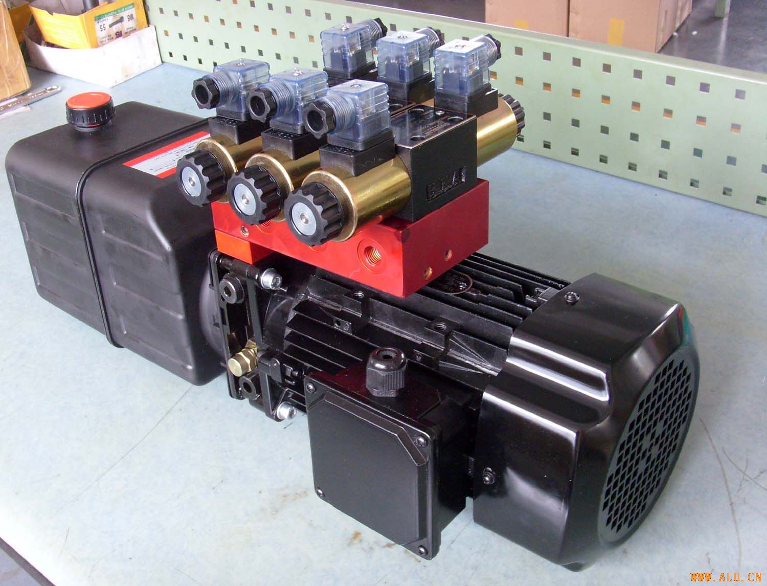 hydraulic pump