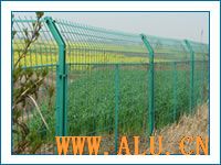 wire fence
