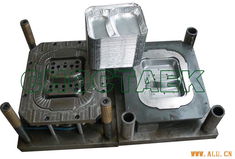 Multi-compartment container mould
