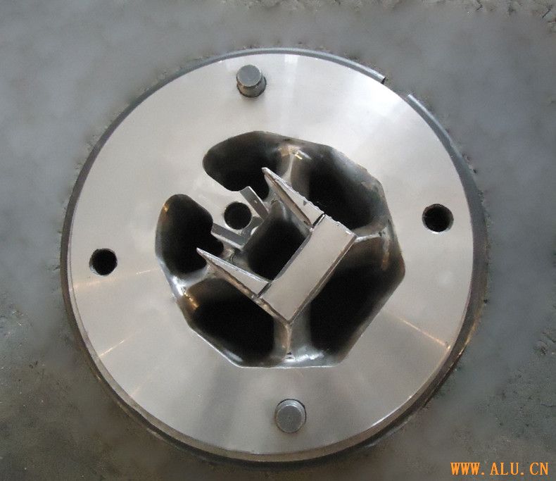 Aluminium Extrusion die