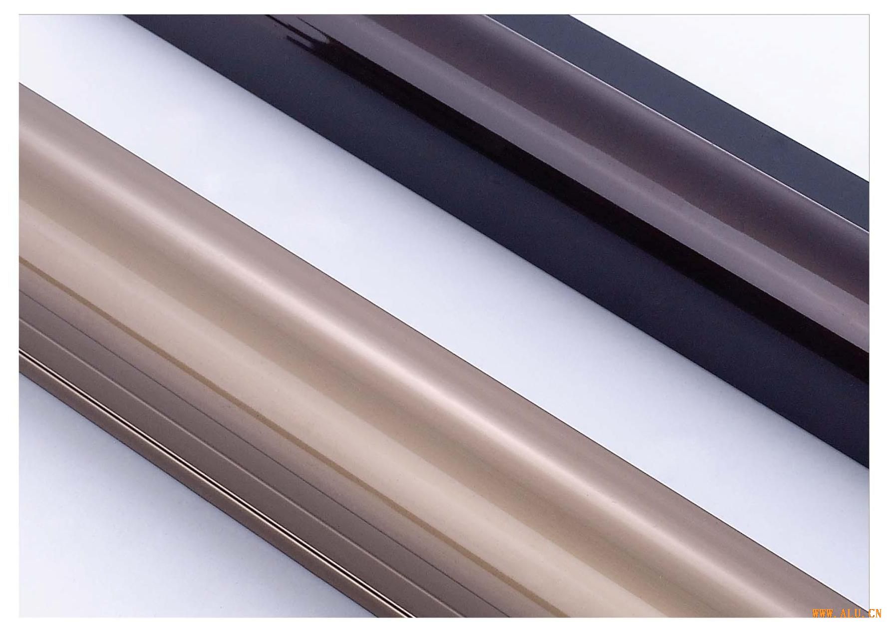Aluminium Extrusions AE02