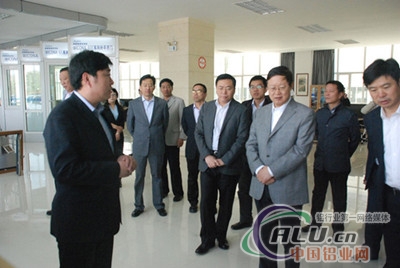 内蒙古自治区副主席王波到包头吉泰稀土铝业股