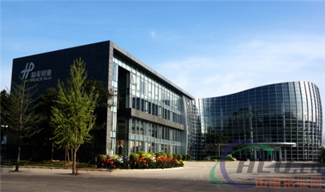 和平铝业助力正大中心幕墙 打造北京CBD精品双子塔工程