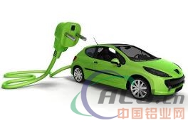 让新能源汽车“大行其道”