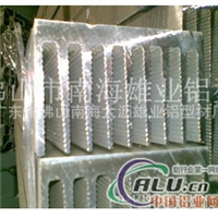 供应散热器工业铝型材