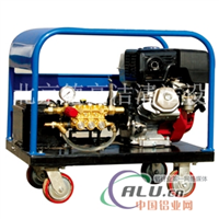 DU 24015GM汽油驱动轧辊清洗机