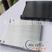 天津恒信通铝业加工定做拉丝铝板
